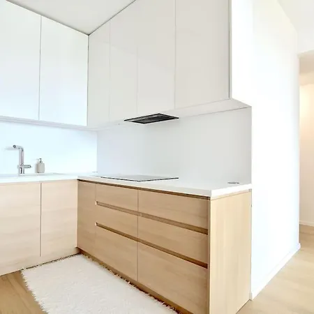 Apartmán Downtown Charm With Free Parking Spot *